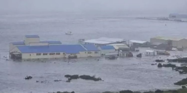 تحذيرات من تسونامي لعشرة دول بعد زلزال روسيا العنيف