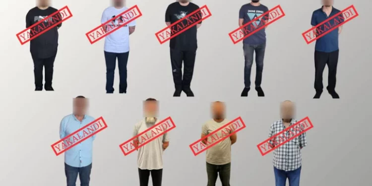 تركيا تستعيد 8 مطلوبين دوليًا