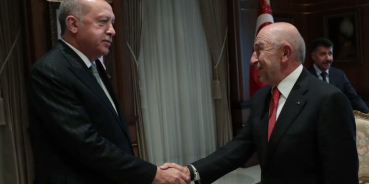 شركة تركية قد تدفع 202 مليون يورو تعويضًا لنادي برشلونة!