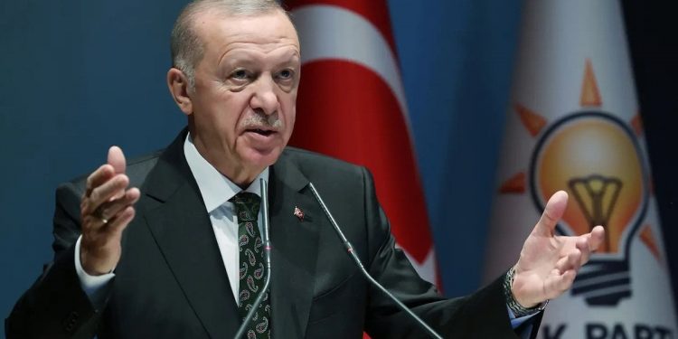 فاتح ألتايلي: “أردوغان هو السبب الوحيد لوجود حزب العدالة والتنمية”