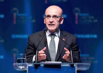 وزير المالية التركي: انخفاض توقعات التضخم يدعم الجهود