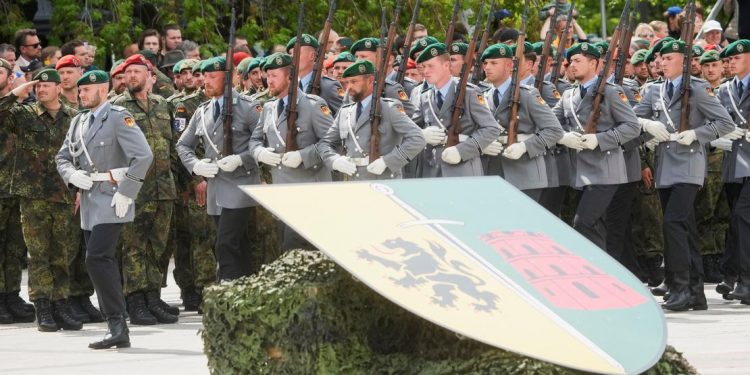 هل ترسل ألمانيا قوات حفظ سلام إلى أوكرانيا؟