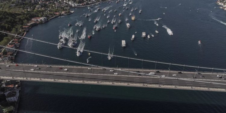 شركة طيران ألمانية تلغي رحلاتها إلى تركيا