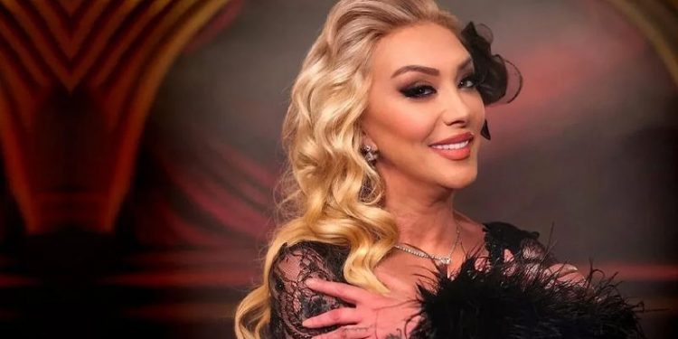 وفاة مأساوية لفنانة تركية إثر سقوطها من الطابق السادس