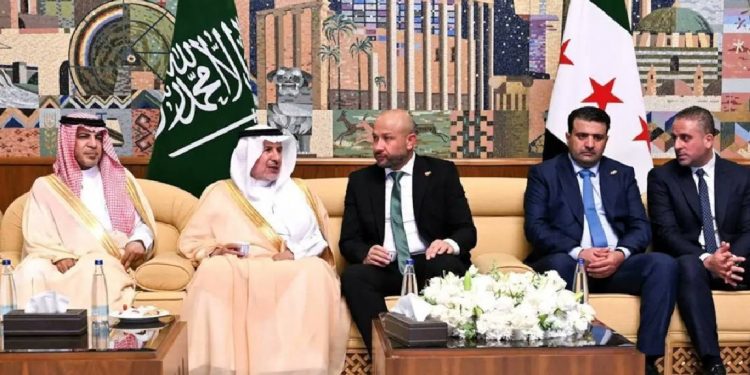وفد سعودي يصل دمشق لبحث مشاريع تنموية