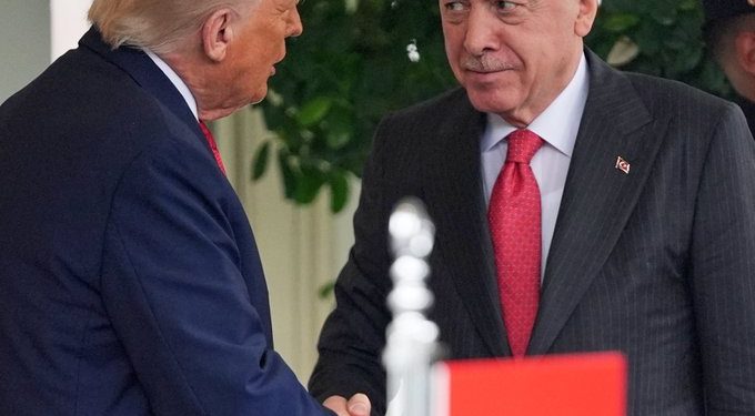 ترامب: أردوغان شخص رائع والمحادثات في مصر تسير بشكل جيد