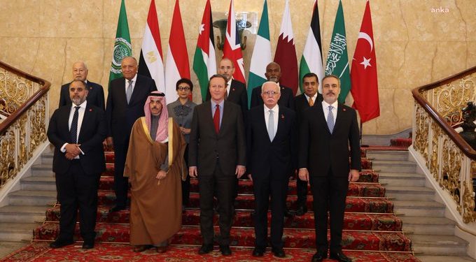 بيان من 8 دول بينها تركيا ترحيبا بقبول حماس خطة ترامب