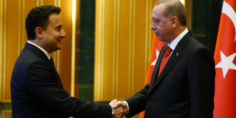 علي باباجان ينفي شائعات انضمامه لحزب أردوغان