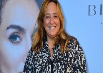 تركيا.. عائشة باريم مديرة أعمال الفنانين تحصل على إخلاء سبيل