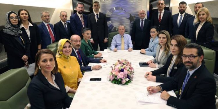 أردوغان: قد نشتري مقاتلات “يوروفايتر” من قطر وعمان