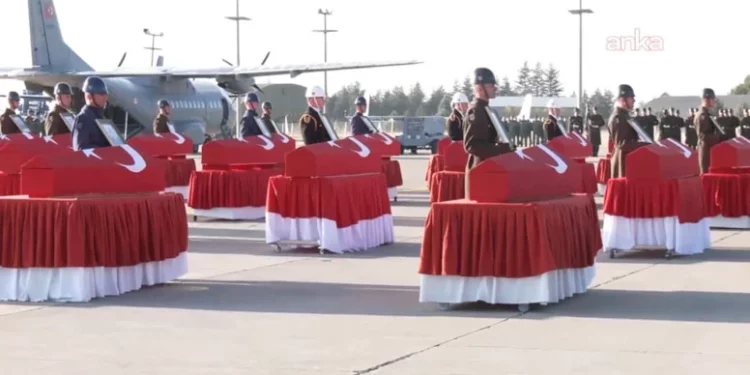 لماذا لم تعلن تركيا الحداد على شهداء الطائرة العسكرية؟