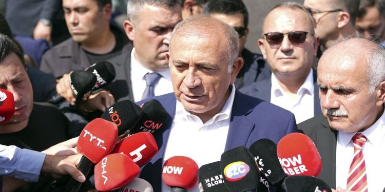 القضاء يرفض طعن الشعب الجمهوري على عزل أمانة إسطنبول