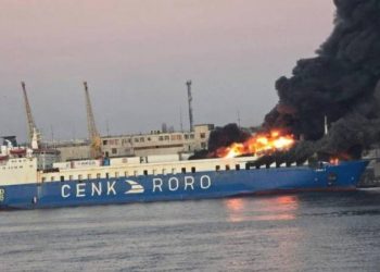 صاروخ روسي يضرب سفينة تركية في أوديسا بالتزامن مع لقاء أردوغان وبوتين!