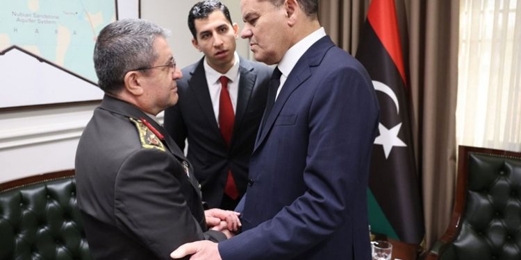 رئيس الأركان التركي يزور طرابلس