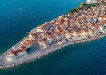 “غولياري” التركية تدخل قائمة أجمل 30 بلدة أوروبية!