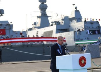 إسرائيل تراقب بقلق.. 39 سفينة حربية تركية قيد البناء