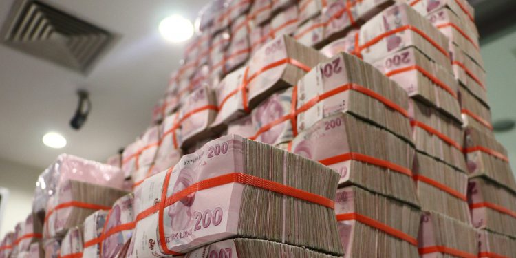 4 مواطنين أتراك يواجهون الملاحقة القضائية كل دقيقة بسبب الديون!