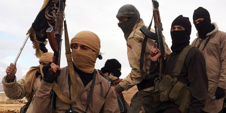 تركيا.. النيابة العامة تطالب بحبس 72 متهماً من “داعش”