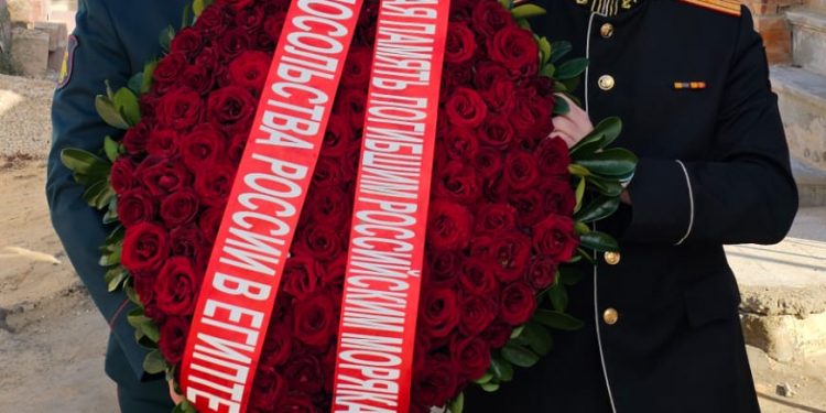 سفارة روسيا بمصر تحيي ذكرى وفاة بحارتها في بورسعيد