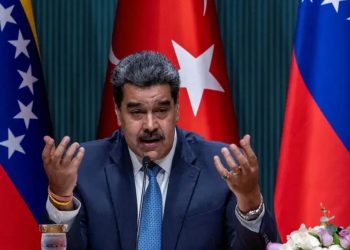 هل تلقى مادورو عرضا بالانتقال إلى تركيا؟