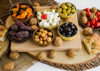 نصائح طبية لصيام آمن في رمضان.. سحور منتظم و”أكل متدرج” في الإفطار