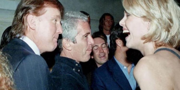 ملفات “إبستين” والتوتر مع إيران.. صدفة زمنية أم مناورة سياسية ضد ترامب؟