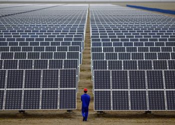 اتفاقية طاقة ضخمة بين تركيا والسعودية.. محطات شمسية عملاقة