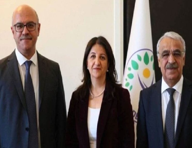 بعد لقائه مع أردوغان.. وفد الحزب الكردي يلتقي أوجلان