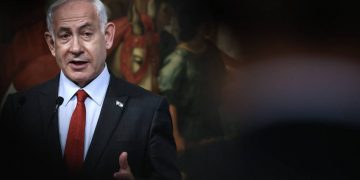 نتنياهو يراهن على “الداخل الإيراني” بجانب الدعم الأمريكي