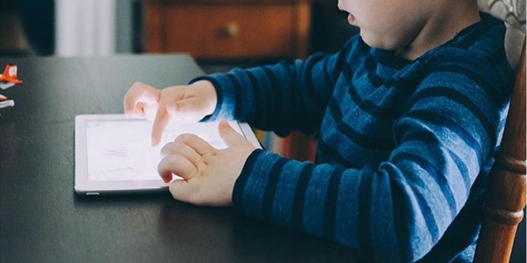 هل تحظر تركيا مواقع التواصل الاجتماعي على الأطفال؟