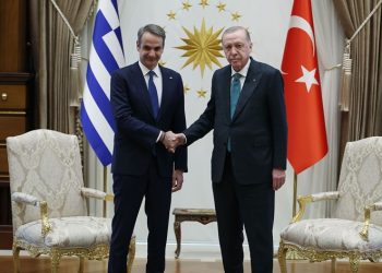 أردوغان يستقبل رئيس الوزراء اليوناني ميتسوتاكيس