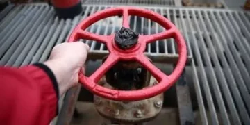 الصين توقف صادرات النفط والبنزين وسط تصاعد صراعات الشرق الأوسط