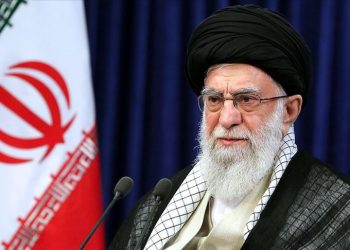 مقامرة بـ 54 مليون دولار على حياة خامنئي!