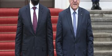 الشرع يلتقي الرئيس الألماني في برلين