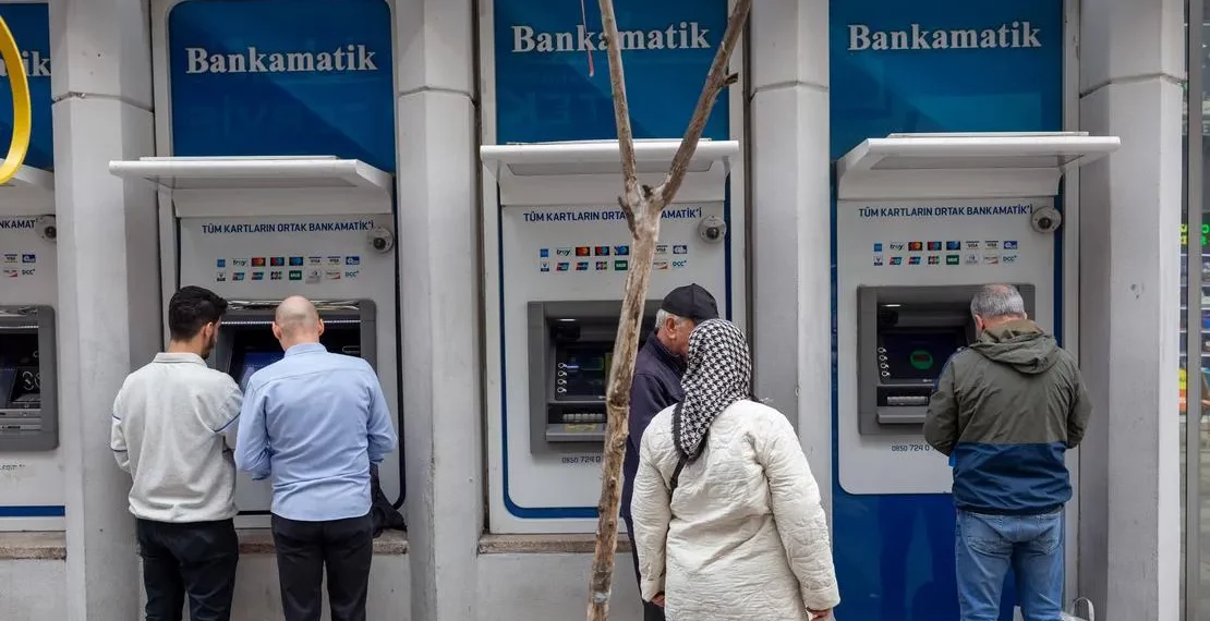 مخاوف في تركيا من تداعيات “حرب إيران”.. نذر تضخم