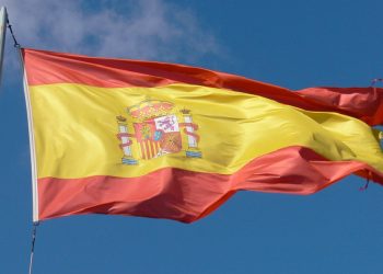 إسبانيا تحظر استخدام القواعد الأمريكية في الهجمات على إيران