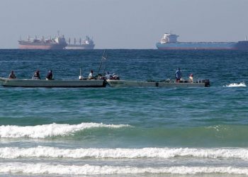 الحرب الإيرانية تعطل سلاسل إمداد الشحن البحري والجوي العالمية