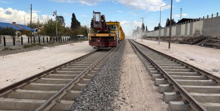 افتتاح خط سكك حديدية بطول 350 كلم بين تركيا وسوريا