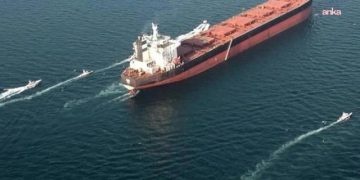 الحرس الثوري: مضيق هرمز لن يعود كما كان.. والعمل جارٍ لفرض “نظام جديد”