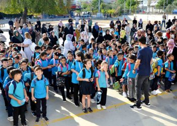 مسدس في يد طفل.. حادثة تهز مدرسة إعدادية في أنقرة وتستنفر السلطات