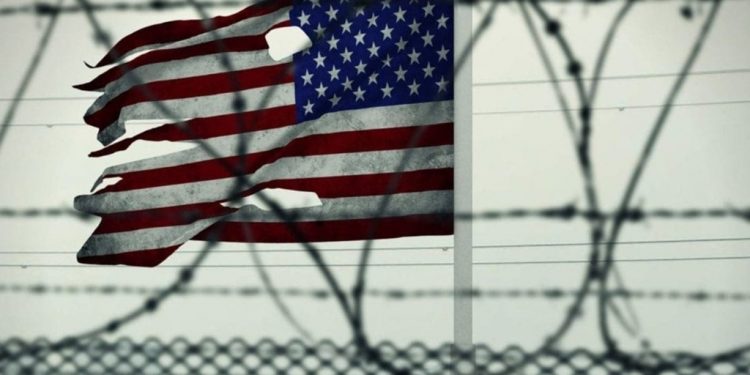 وزير الدفاع الإيطالي: حرب إيران تهدد الزعامة الدولية للولايات المتحدة