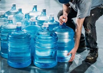 تركيا.. قوارير المياه تسجل 40% زيادة في الأسعار