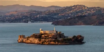 ترامب يريد إعادة افتتاح سجن “ألكتراز” الأسطوري