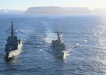 إيران تستثني العراق من قيود “مضيق هرمز”