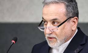 وزير الخارجية الإيراني سيعود من مسقط إلى إسلام آباد مجددًا