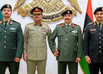 ميديل إيست آي: باكستان قدمت دعما عسكريا لقوات حفتر بتمويل سعودي