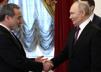 هل تصبح روسيا ضامنا للاتفاق الإيراني المحتمل مع الولايات المتحدة؟