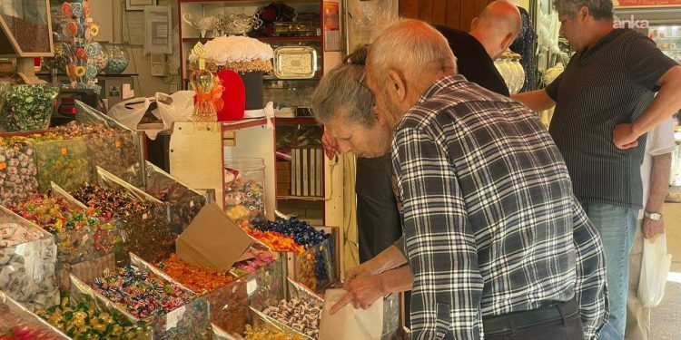 الهدوء يعم شوارع إسطنبول مع “هجرة العيد”