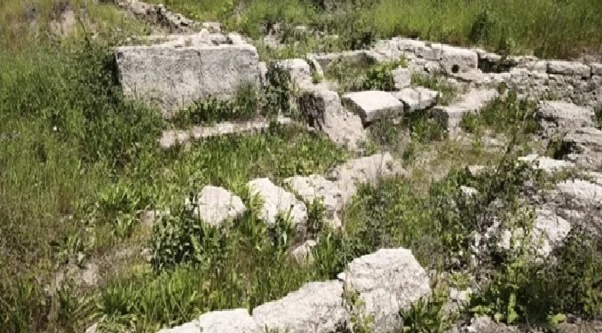 تركيا.. ظهور توابيت من العصر الروماني خلال بناء فيلا في مرسين