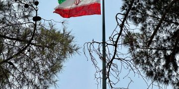 معضلة الدواء في إيران